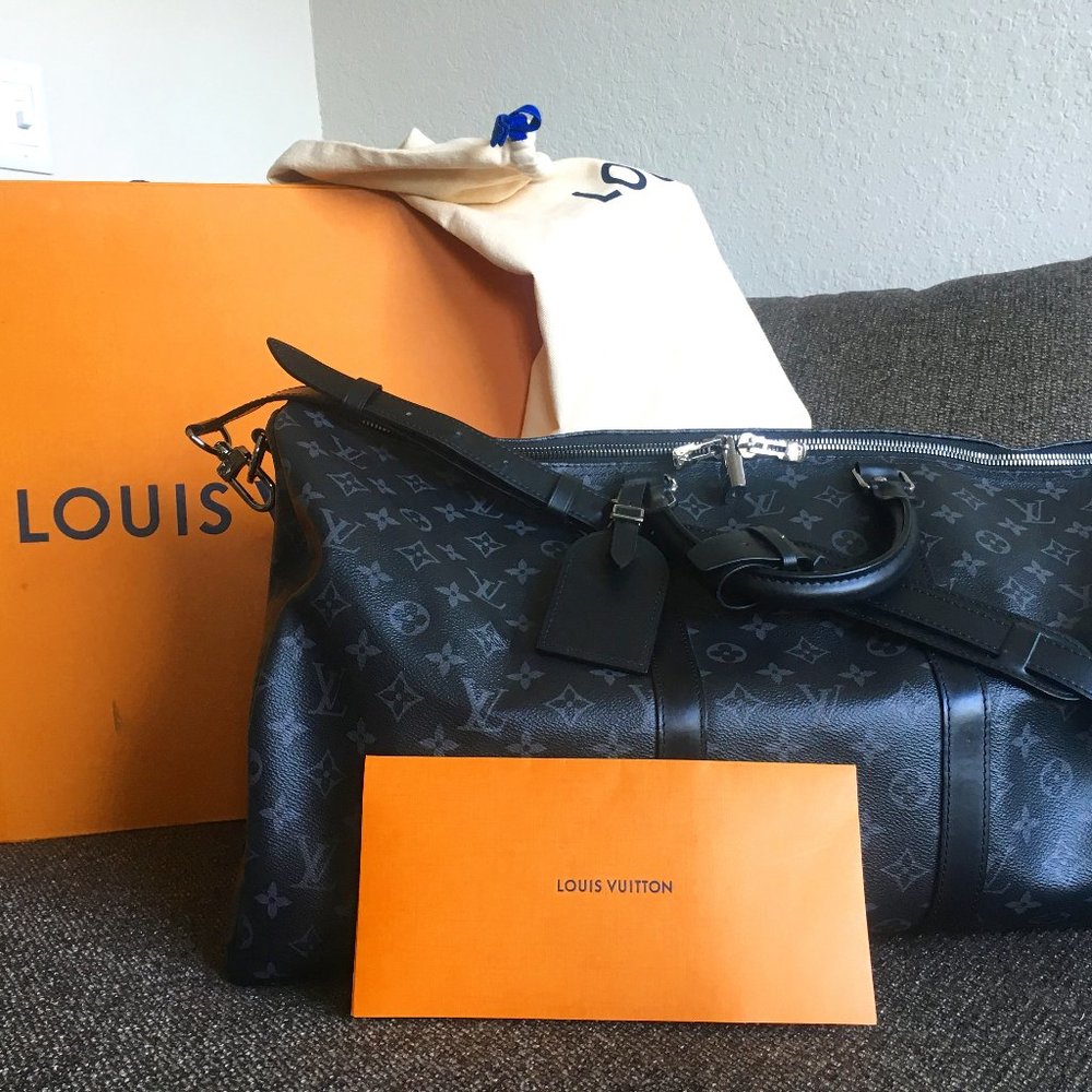 Louis Vuitton 55 Keepall Bandouliere in Monogram Eclipse Canvas